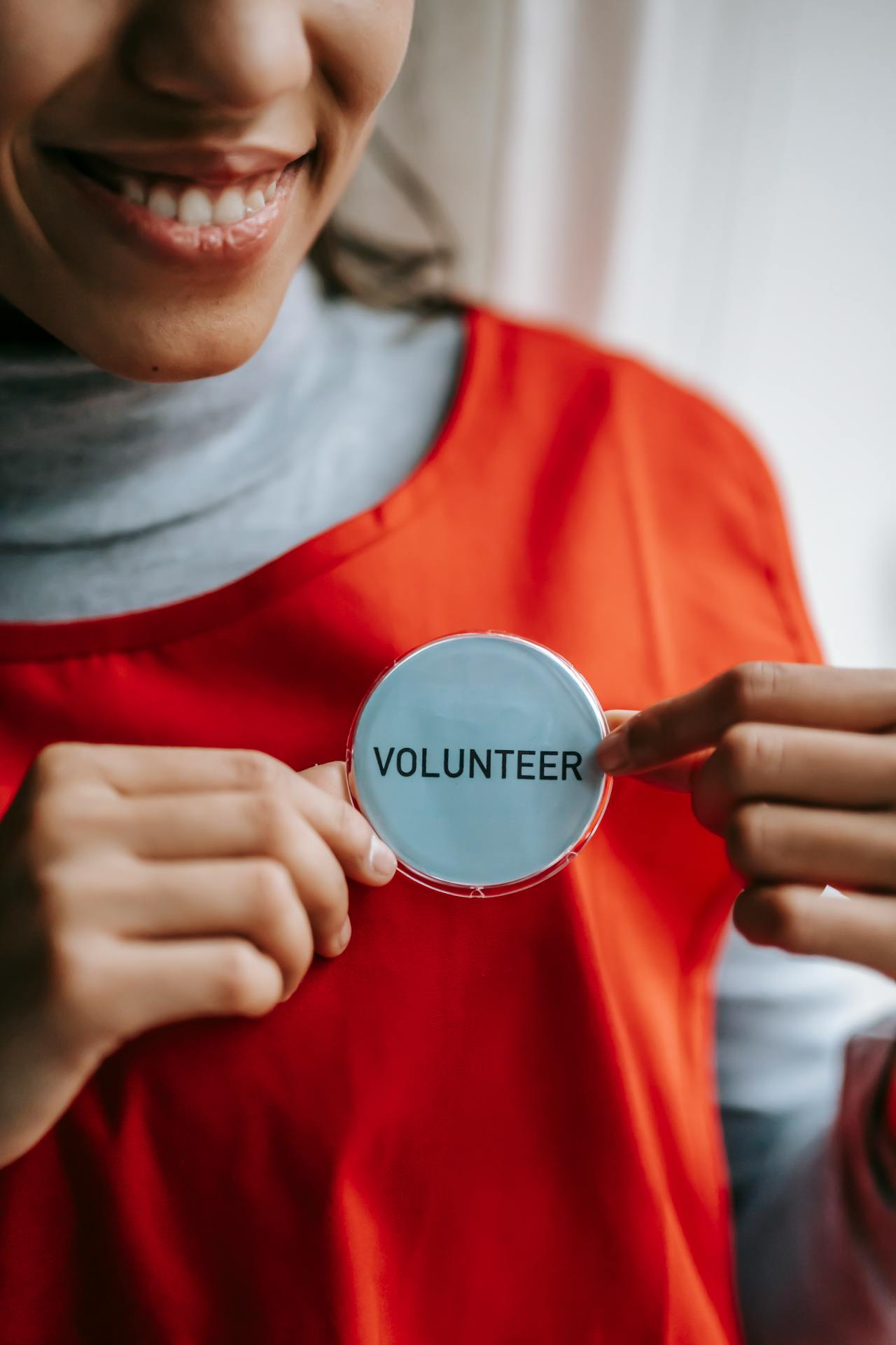 https://adbia.ca/wp-content/uploads/2025/10/volunteer.jpg